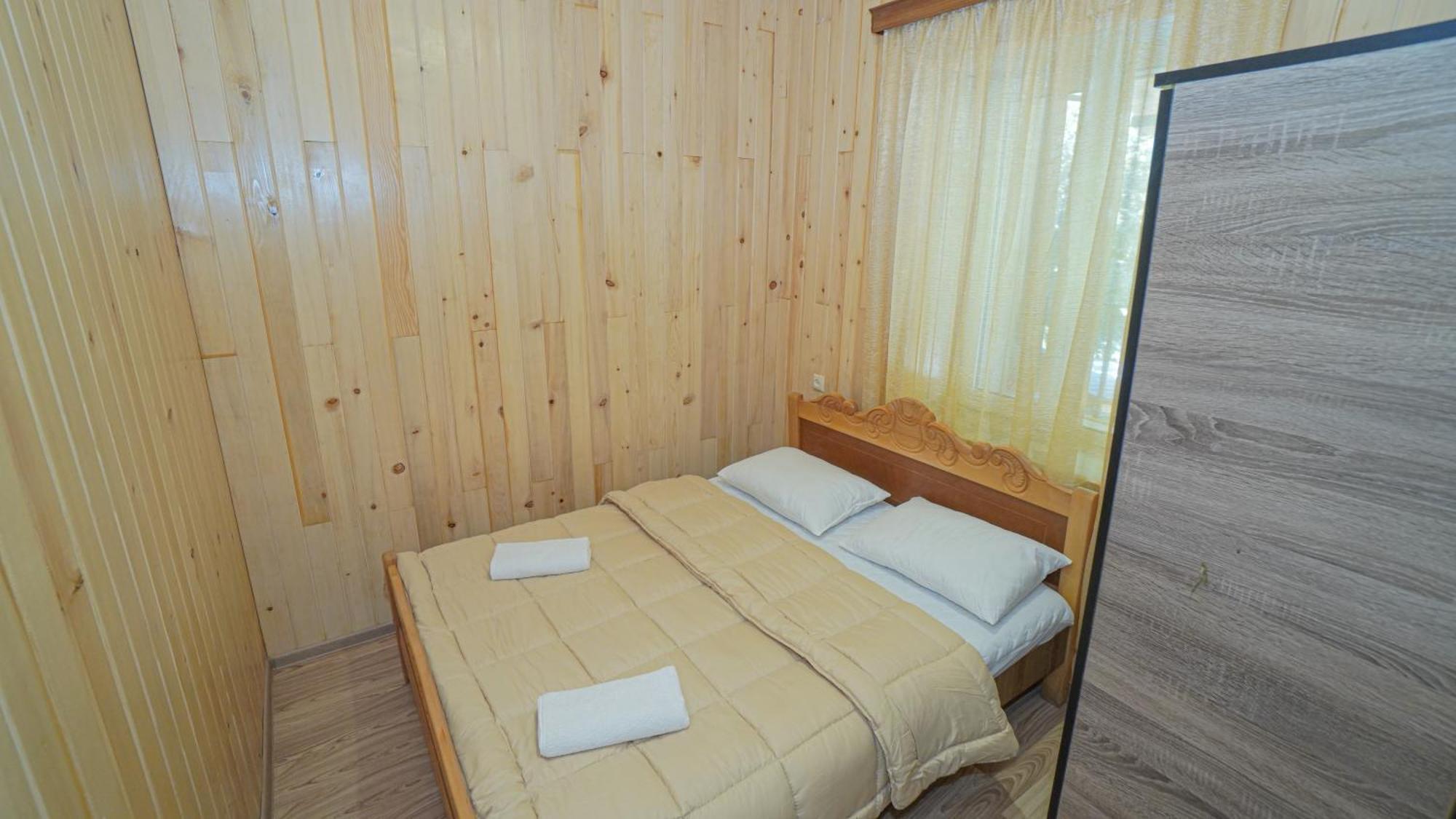 Givi Kakhiani'S Guesthouse Zhabeshi Exterior foto
